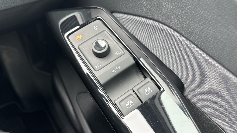 Volkswagen ID.3 150kW Life Pro Performance 58kWh 5dr Auto Electric Hatchback